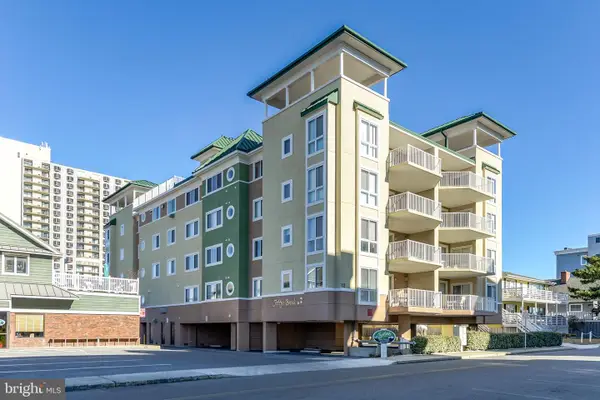 12 92nd St #104, OCEAN CITY, MD 21842