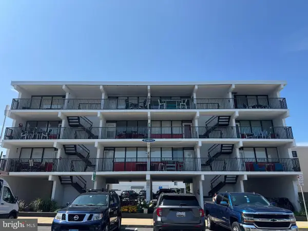 9 127th St #201, OCEAN CITY, MD 21842