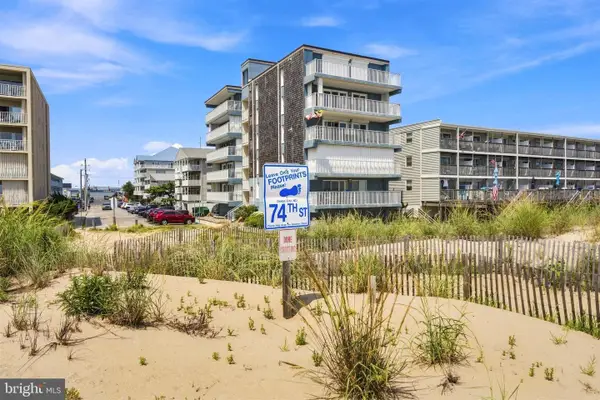 6 74th St #302, OCEAN CITY, MD 21842