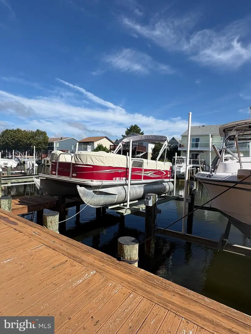 128 Captains Quarters Rd #101, Ocean City, MD 21842 - #2