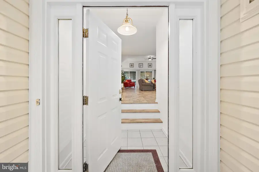 21 Castle Dr, Ocean Pines, MD 21811 - #3