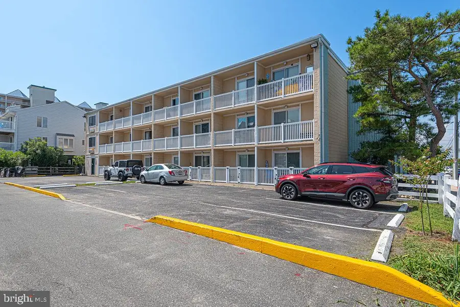 11 62nd St #308, Ocean City, MD 21842 - #3