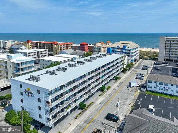 12 63rd St #205, OCEAN CITY, MD 21842