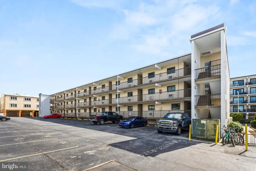 8 36th St #211, Ocean City, MD 21842 - #3