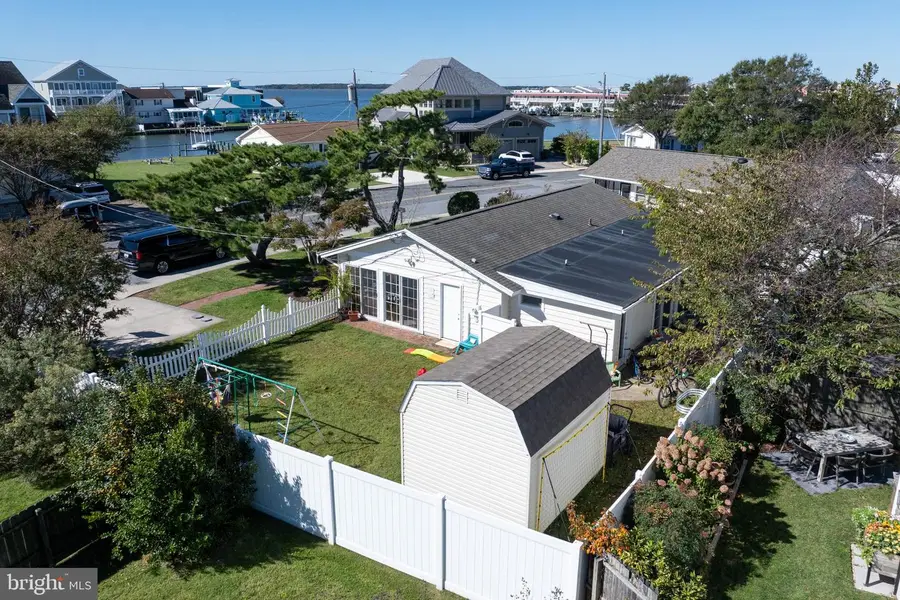 606 S Pacific Ave, Ocean City, MD 21842 - #3