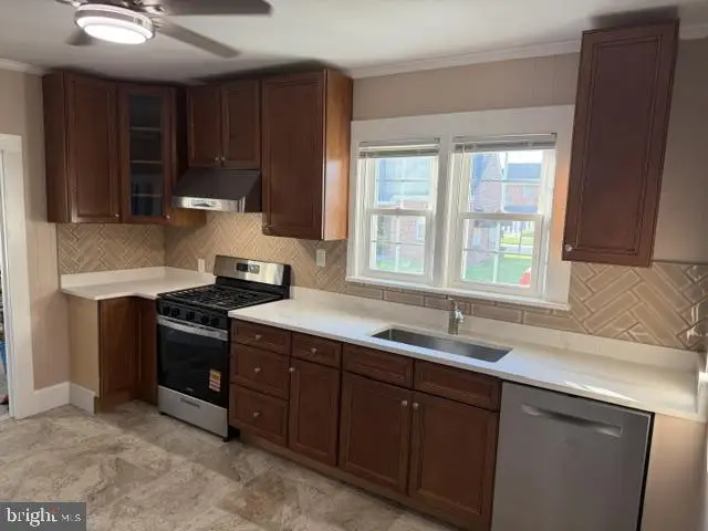 402 Market St, Pocomoke City, MD 21851 - #2