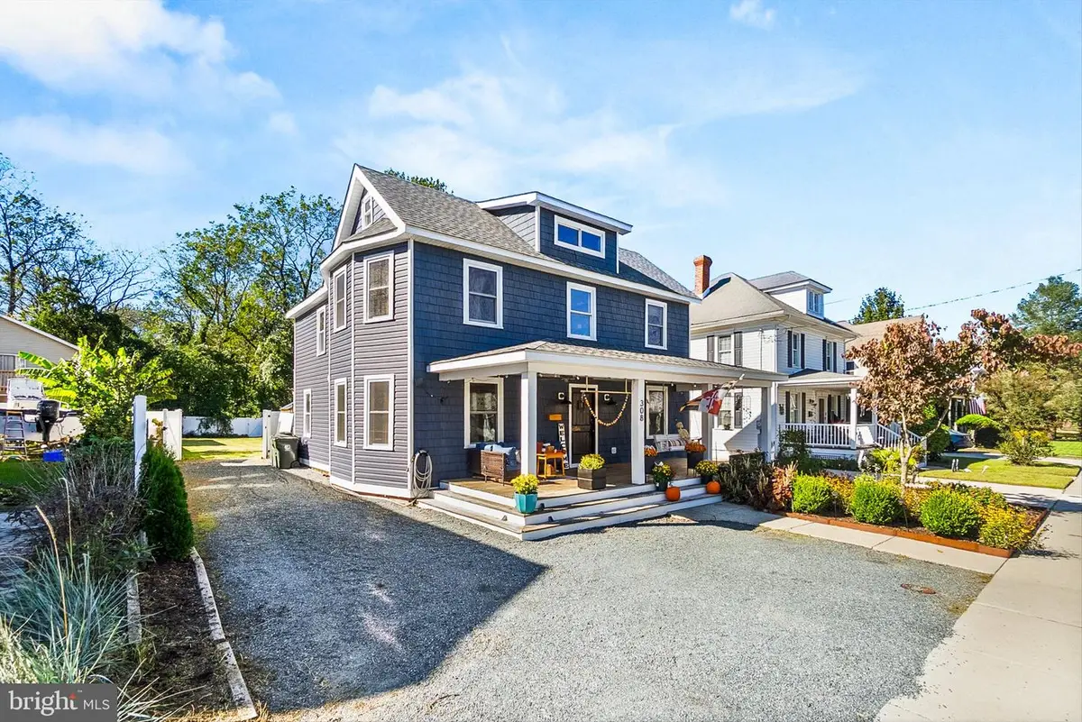308 N Main St, Berlin, MD 21811 - #1