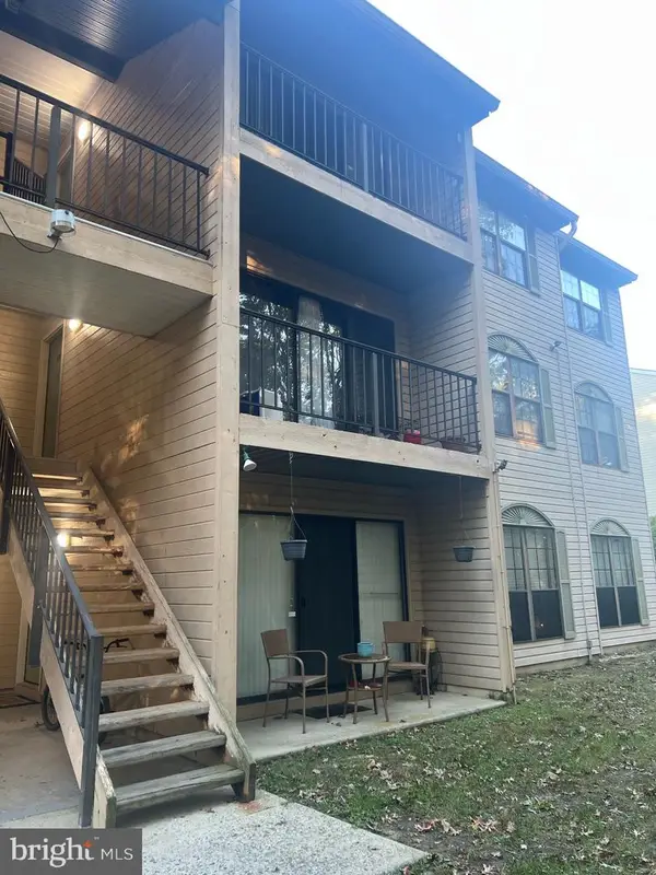 229 Colonial Ct, ABSECON, NJ 08205