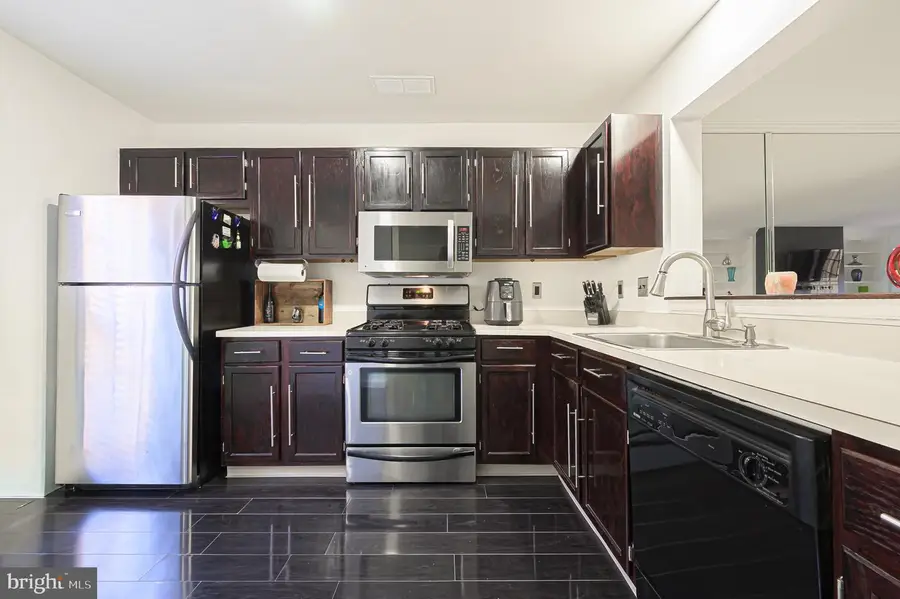 1553 Madison Ct, Mays Landing, NJ 08330 - Image #2