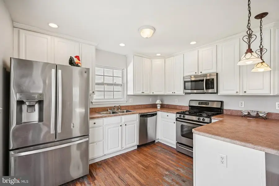 413 Genista Ave, Galloway, NJ 08205 - Image #2