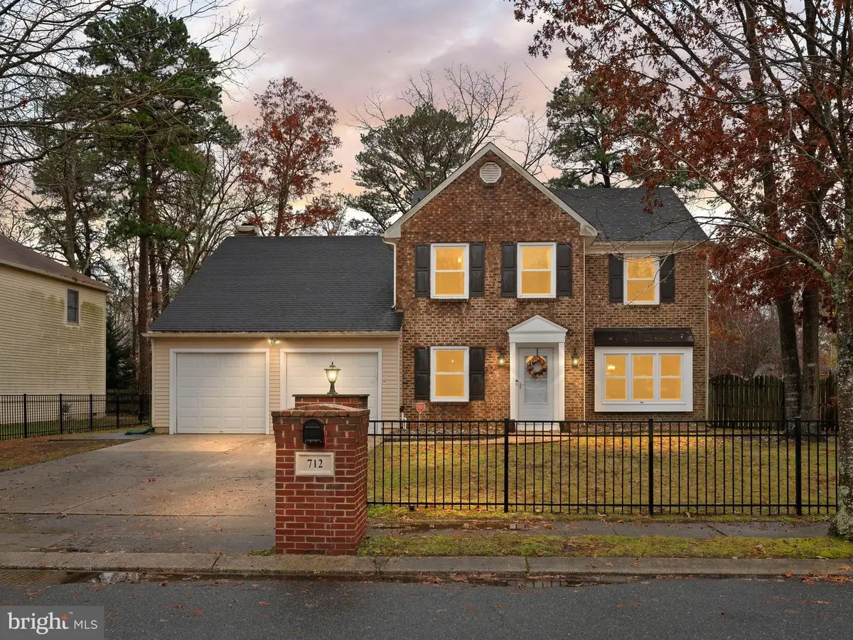 712 Scarborough Dr, Egg Harbor Township, NJ 08234 - Image #1
