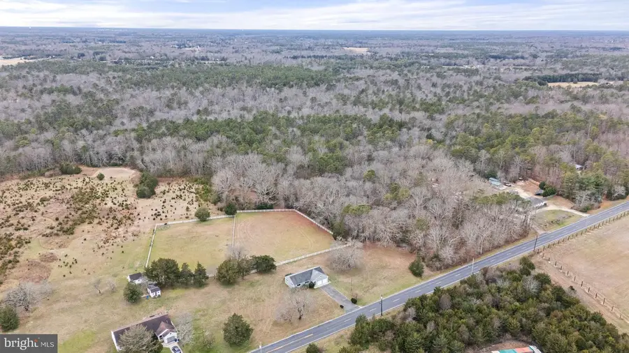 914 W Moss Mill Rd, Egg Harbor City, NJ 08215 - Image #3