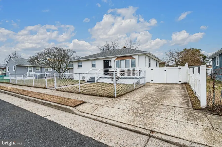 2018 Horace Bryant Jr Dr, Atlantic City, NJ 08401 - #3