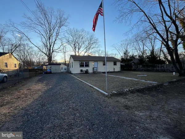 105 Delwyn Ln, WILLIAMSTOWN, NJ 08094