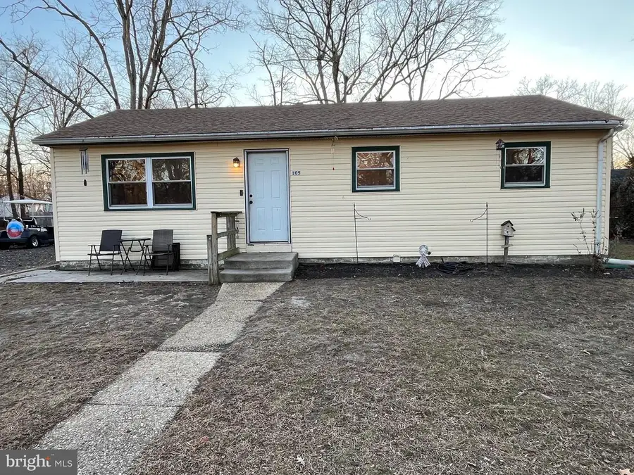 105 Delwyn Ln, Williamstown, NJ 08094 - Image #2