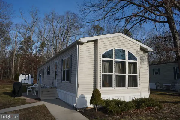 121 Chalet Ln, VINELAND, NJ 08360