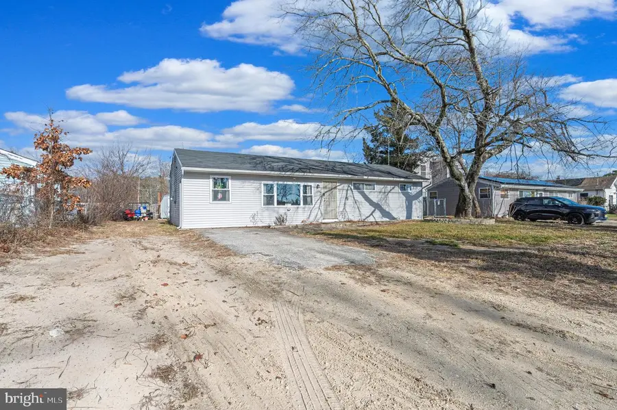 3502 Richards Ave, Hammonton, NJ 08037 - #3