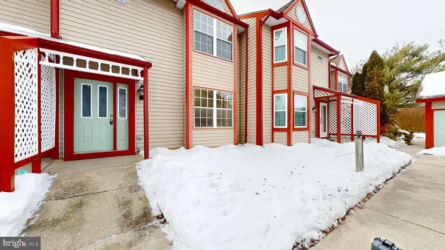 668 Lakefront Cir, Galloway, NJ 08205 - #3