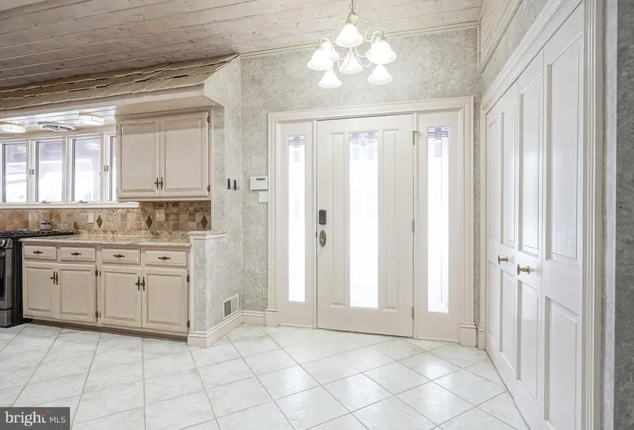 208 Coari Ave, Minotola, NJ 08341 - #2