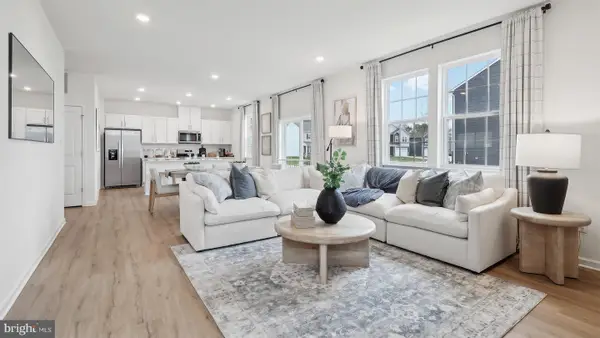 147 Malibu Dr, EGG HARBOR TOWNSHIP, NJ 08234