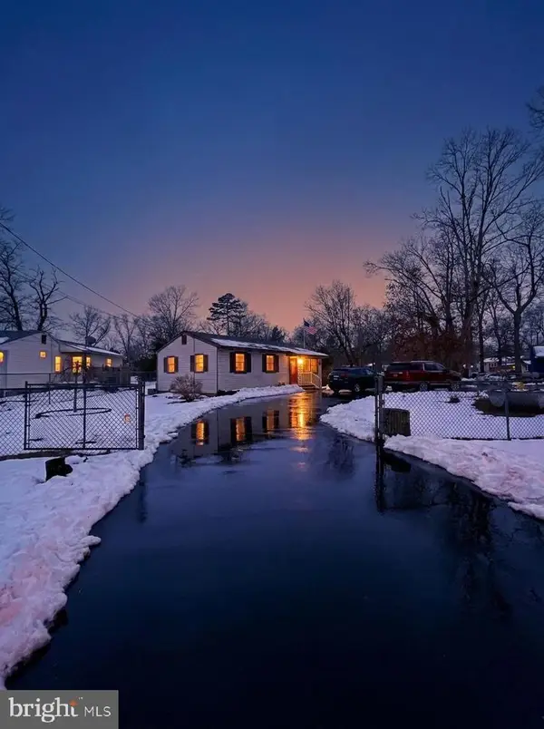 113 E Colton Ln, WILLIAMSTOWN, NJ 08094