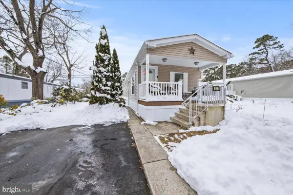 5043 English Ave #112 Fern St., EGG HARBOR TWP, NJ 08234