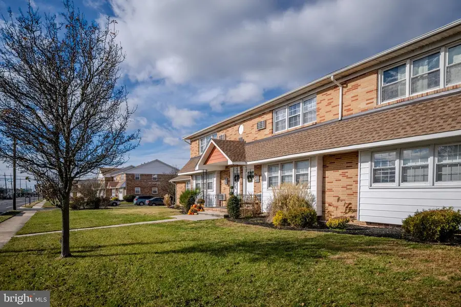 5523 Wellington Ave, Ventnor City, NJ 08406 - #3