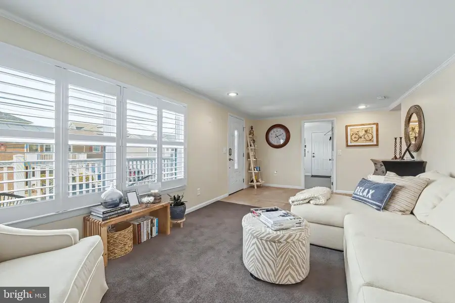 5406 Calvert Ave, Ventnor City, NJ 08406 - #3