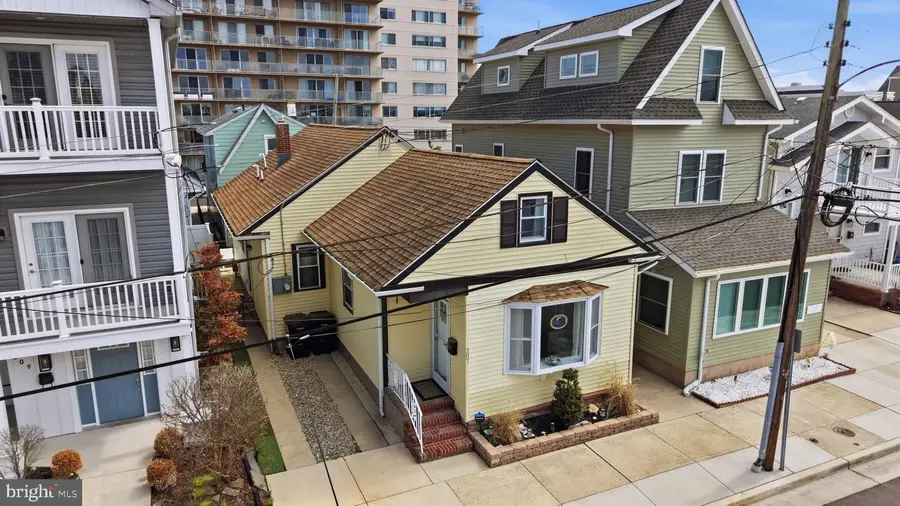 207 N Harvard Ave, Ventnor City, NJ 08406 - #2