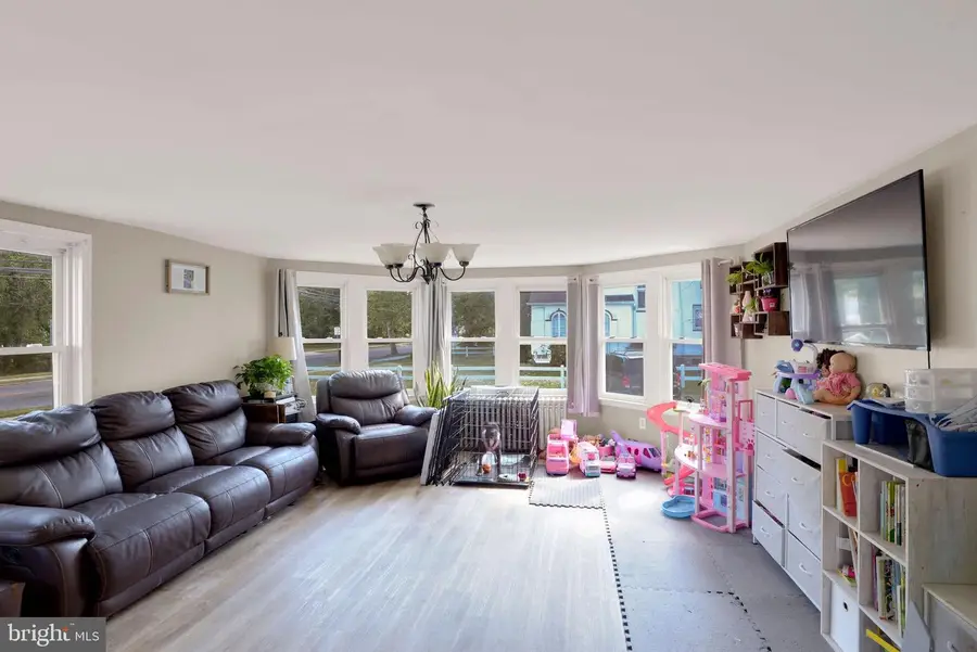 799 Bellevue Ave, Hammonton, NJ 08037 - #3