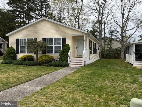 4 Birch Ct, MAYS LANDING, NJ 08330