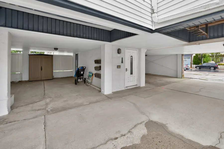 22 S Washington Ave #2, Margate City, NJ 08402 - #2