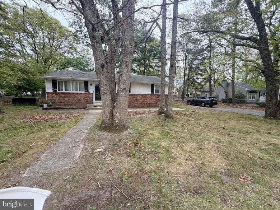426 S Willow Ave, Absecon, NJ 08205 - #3