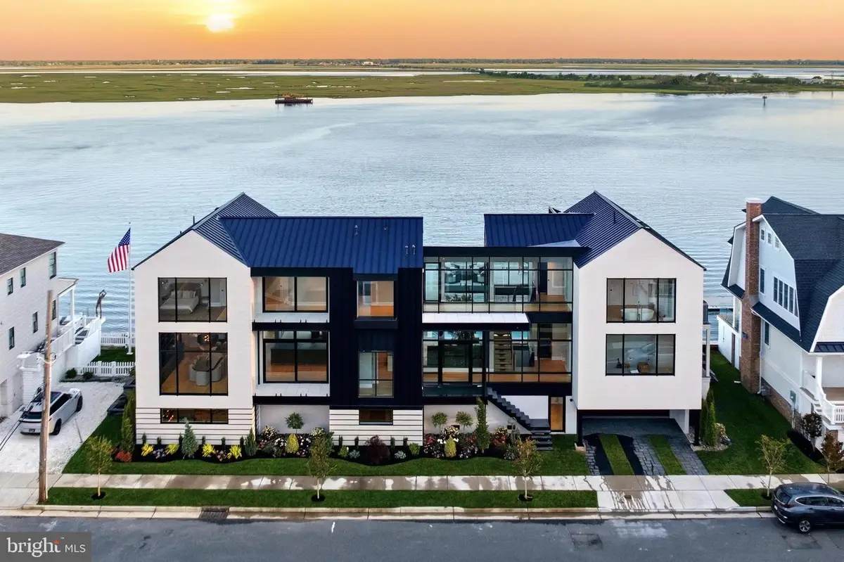 8807 Fulton Ave, Margate City, NJ 08402 - #1