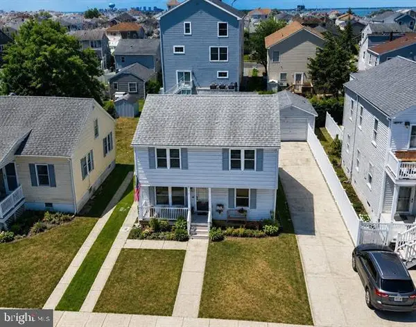 112 3rd St S, BRIGANTINE, NJ 08203