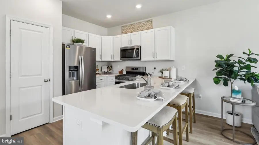272 Hermosa Dr, Egg Harbor, NJ 08234 - #3