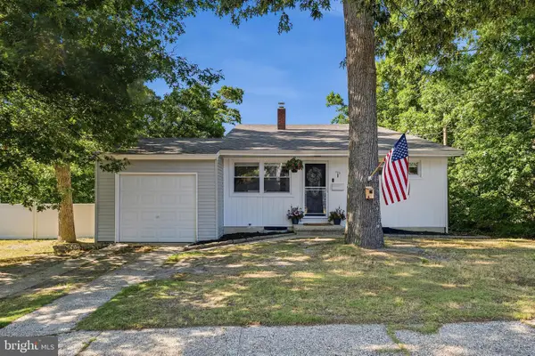 110 Pennsylvania Ave, ABSECON, NJ 08201