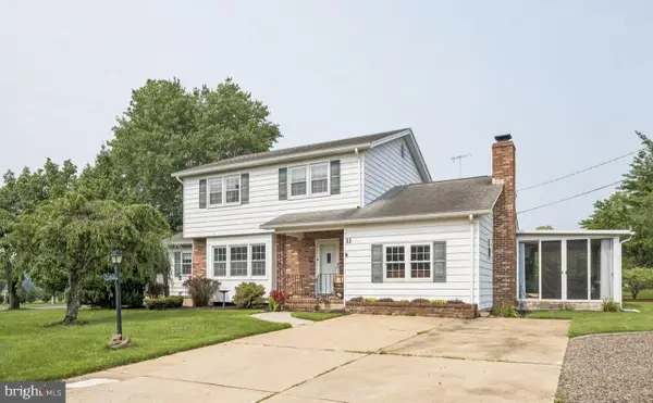 11 Queens Ln, HAMMONTON, NJ 08037