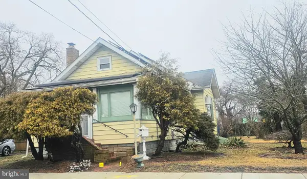 30 W Ridgewood Ave, PLEASANTVILLE, NJ 08232
