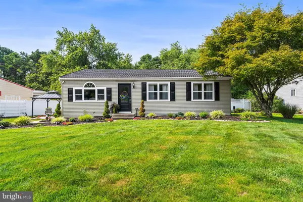 109 S River Dr, WILLIAMSTOWN, NJ 08094