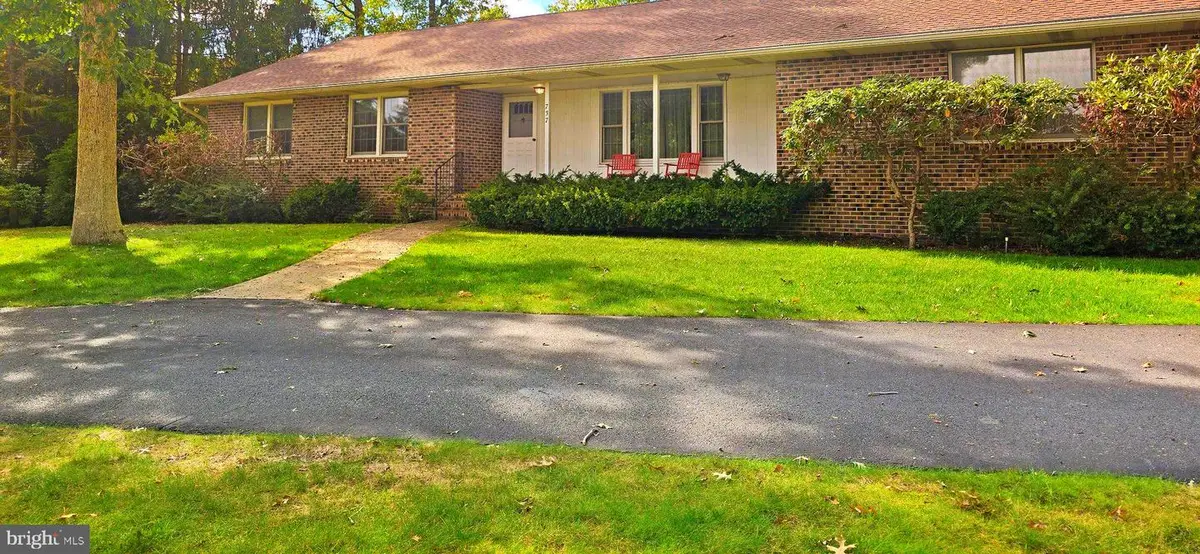 737 S 2nd Ave, Galloway, NJ 08205 - #1