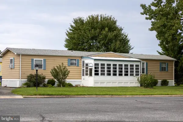 101 Country Ln, BUENA, NJ 08310