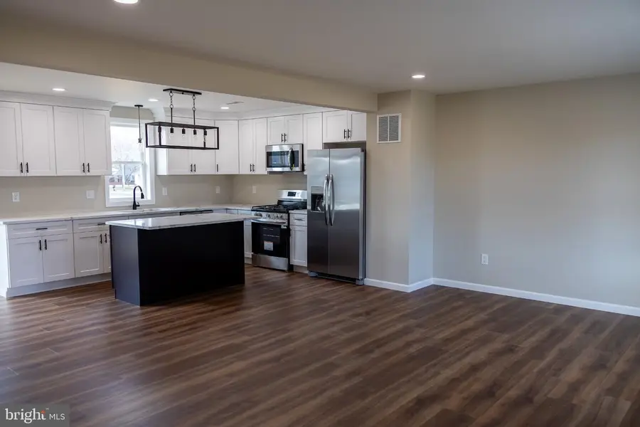 207 Sumner St, Landisville, NJ 08326 - #3