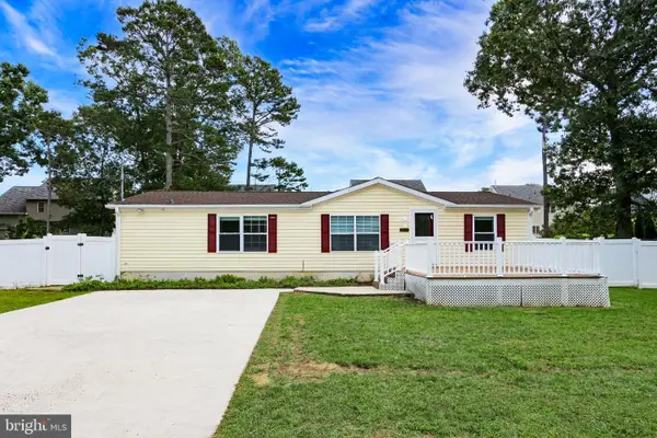 210 Carver Ave, EGG HARBOR TOWNSHIP, NJ 08234