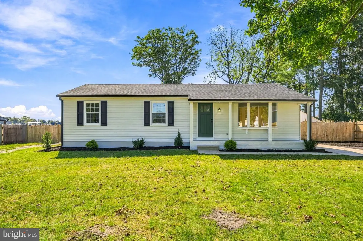 107 Louis Dr, Vineland, NJ 08360 - #1