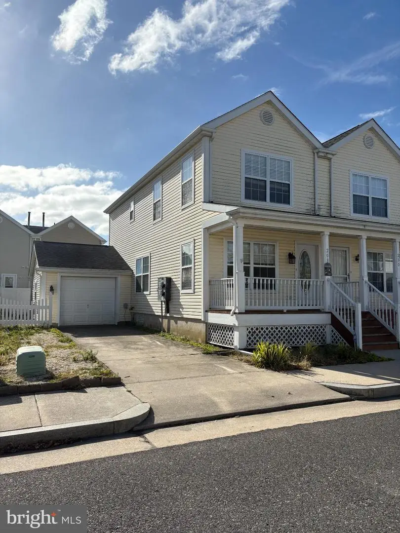 208 Dylan Dr, Atlantic City, NJ 08401 - #2