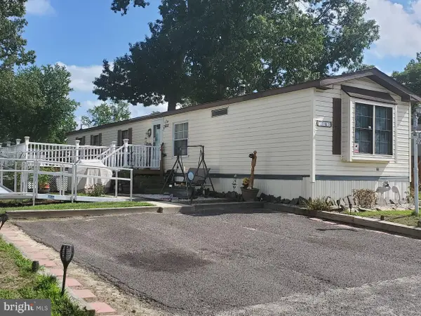 10-d Tara Dr, PEMBERTON, NJ 08015