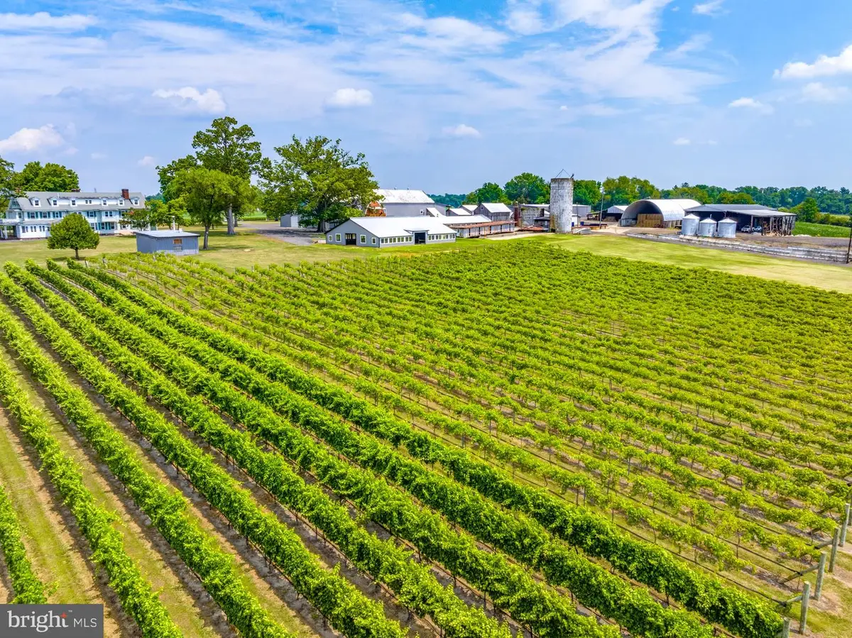 27058 Mount Pleasant Rd, Columbus, NJ 08022 - Image #1