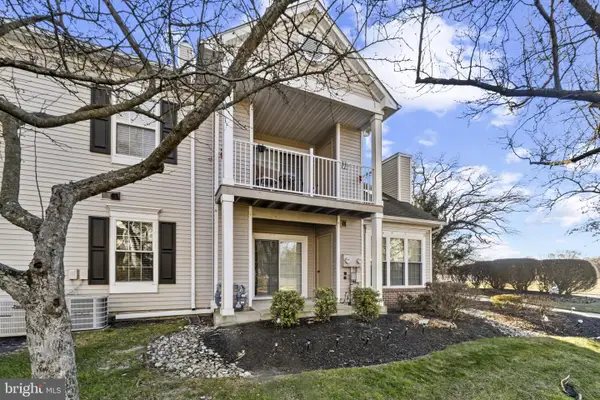 203-a Saxony Dr, MOUNT LAUREL, NJ 08054