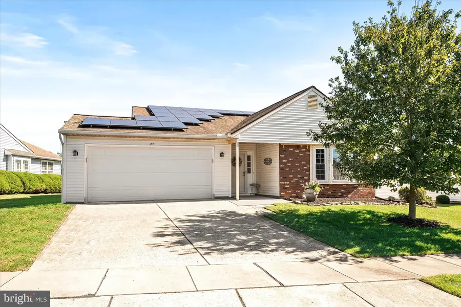 21 Horseshoe Ln N, Columbus, NJ 08022 - Image #2